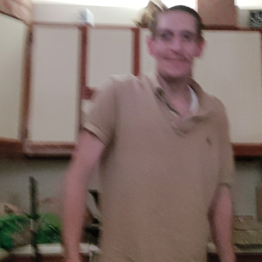 Meet your Posher, Travis